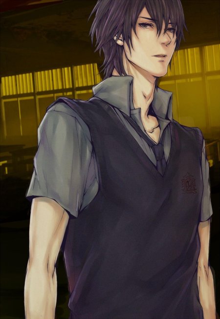 Парень с черными волосами