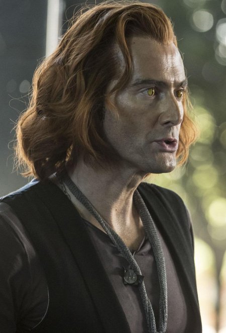 Кроули благие знамения актер