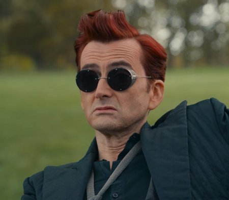 Кроули благие знамения сезон