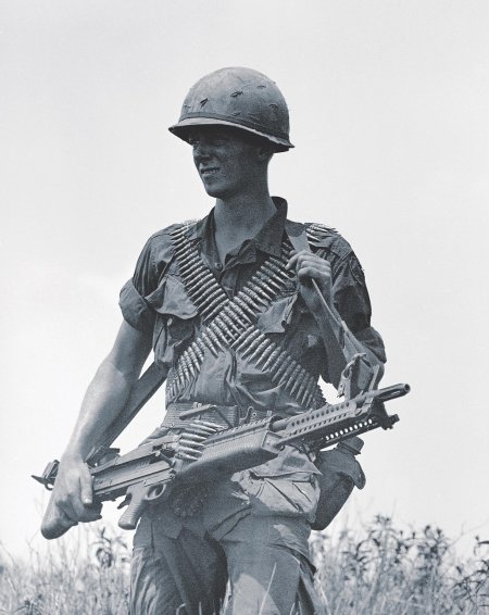 Американский солдат вьетнам м60