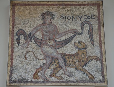 Римская мозаика \ дионис на пантере\ . пелла.