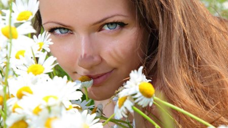 Девушка ромашка