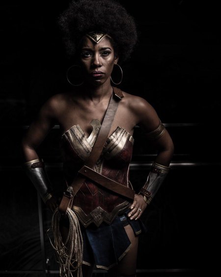 Чудо женщина косплей