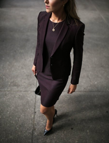 Деловой костюм для женщин