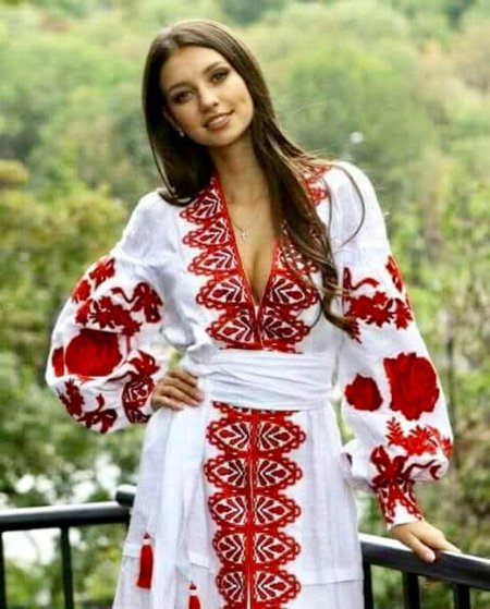 Полина ткач в вышиванке