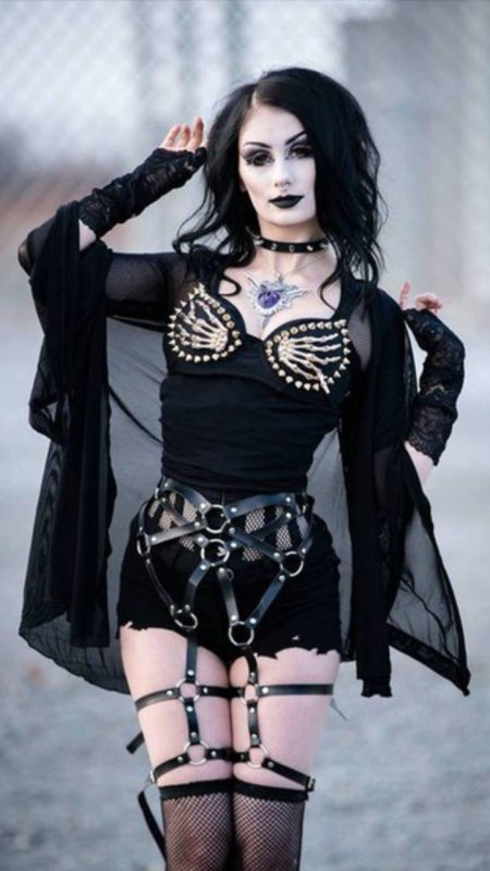 Готическая мода