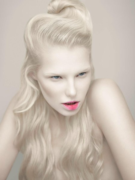 Модель альбинос сандра