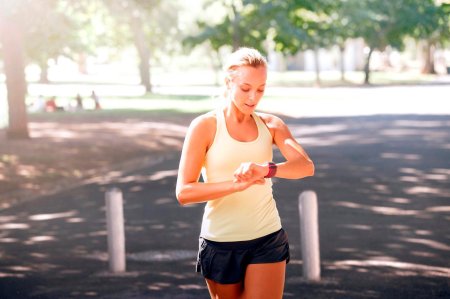 Бег девушка