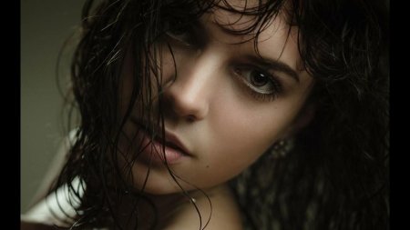 Взгляд девушка