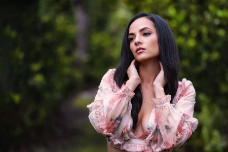 Девушек красивых