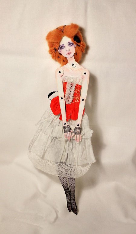 Бумажная шарнирная кукла