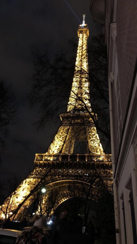 Башня эльфивая в париже