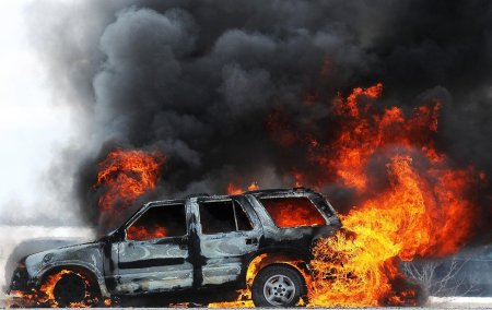 Взорванная машина