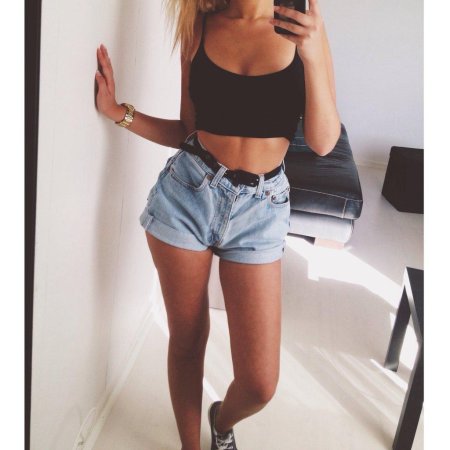 Кроп топ с шортами