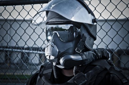 Спецназ в противогазе