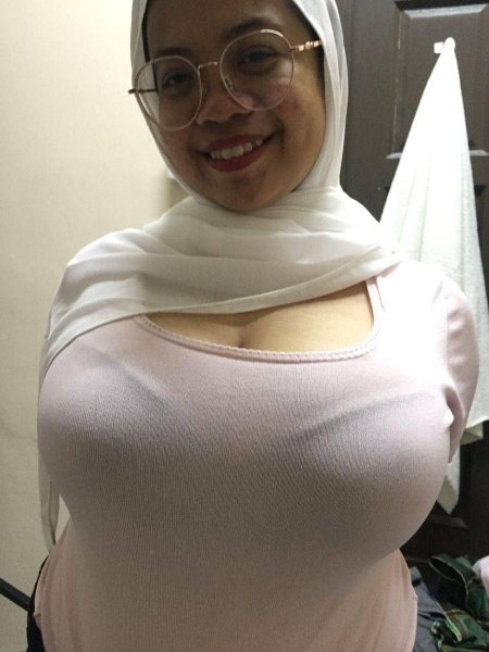 Девушки хиджабе