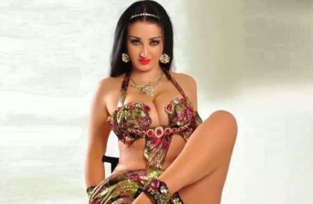 Safinaz танцовщица