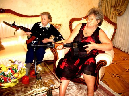 Анка пулемётчица