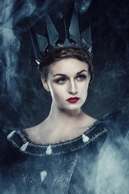 Злая королева равенна