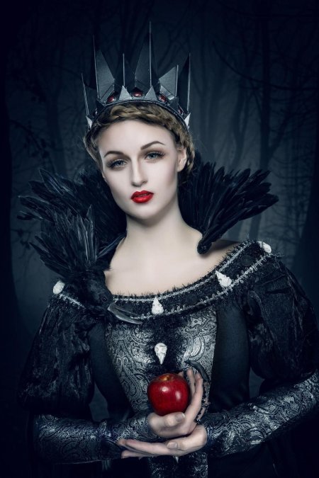 Белоснежка злая королева