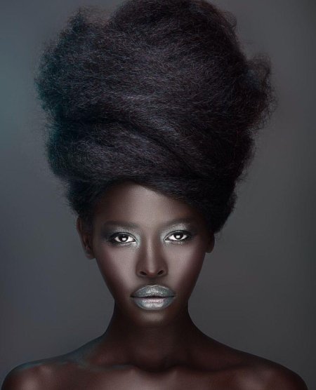 Афроамериканка модель