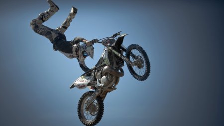 Мотоцикл трюки