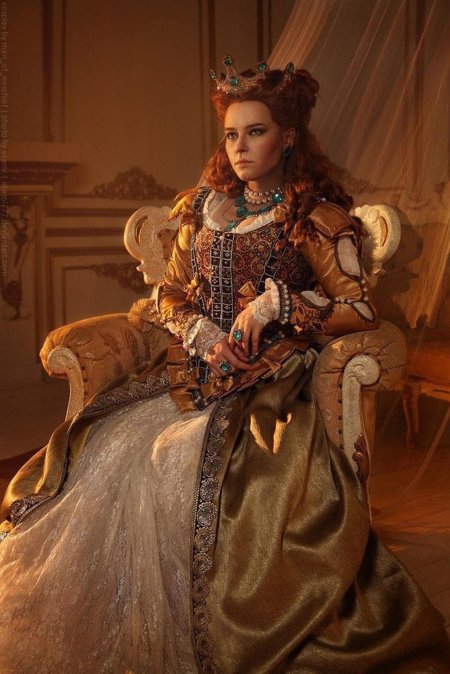 Анна генриетта косплей