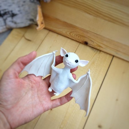 Летучая лисица альбинос