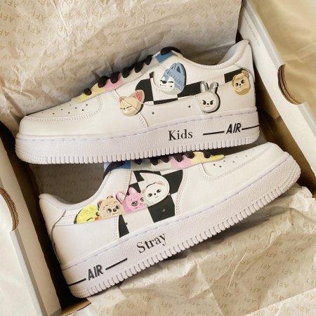 Nike air force snoopy