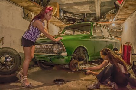 Москвич девушки