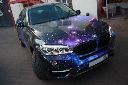 Бмв цвет космос