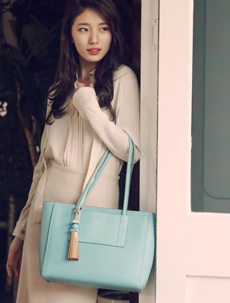 Корейская актриса сюзи