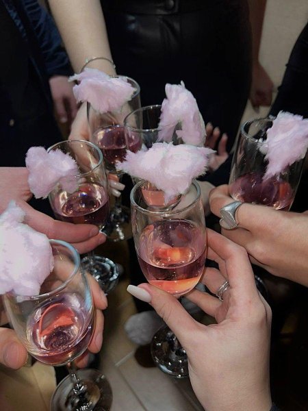 Шампанское с сахарной ватой