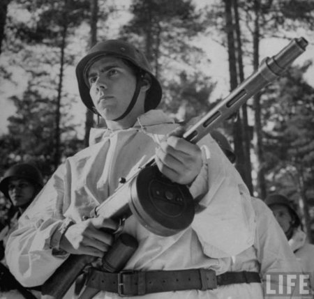 Пистолет-пулемёт суоми