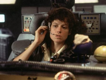 Сигурни уивер чужой 1979