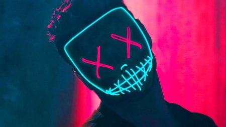 Неон маска судная ночь