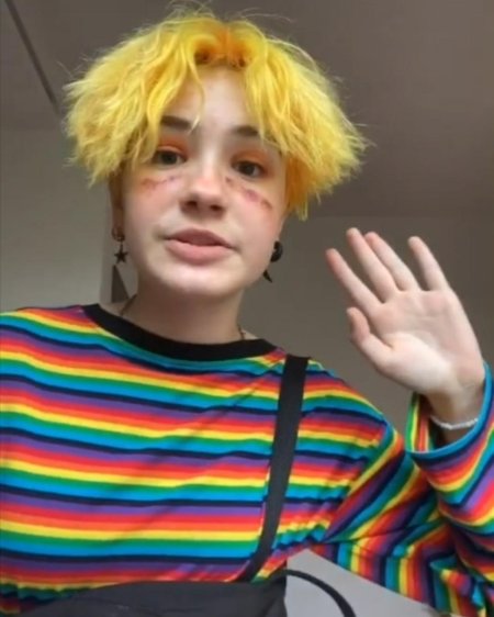 Жёлтые волосы