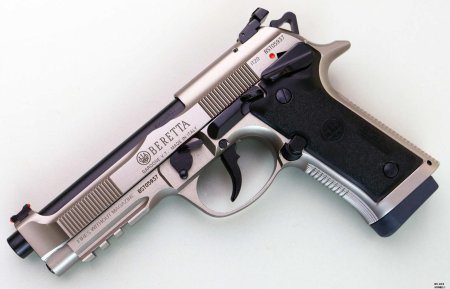 Beretta x