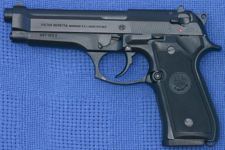 Пистолет beretta