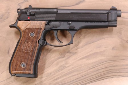 Пистолет беретта