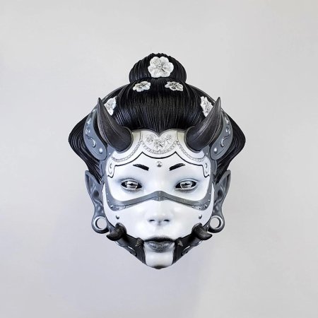 Маска hannya