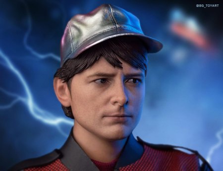 Фигурка марти макфлая