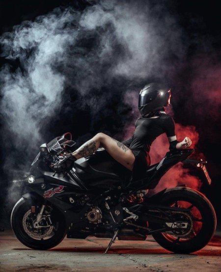 Мотоцикл девушка мотоциклист