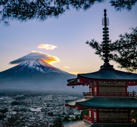 Гора-вулкан фудзияма