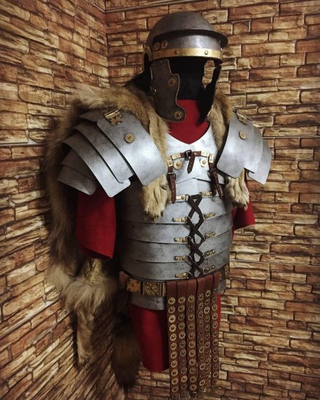 Лорика сегментата