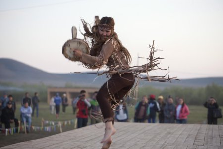 Ысыах шаман