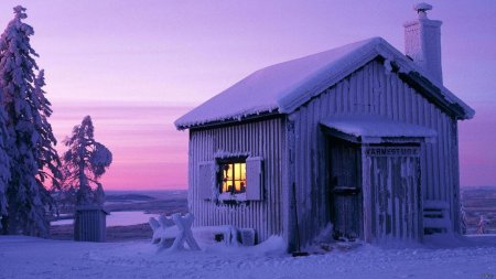 Зимний пейзаж с домиком