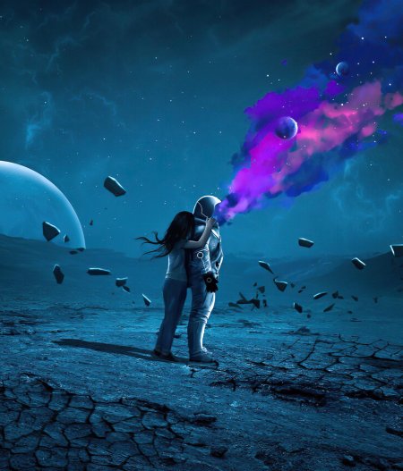 Космонавт в космосе