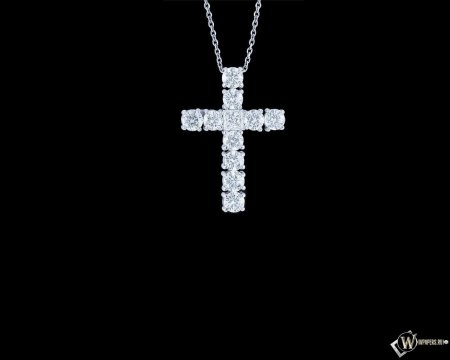 Крестик из белого золота с бриллиантами