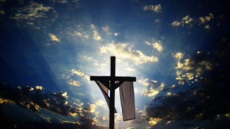 Иисус на кресте